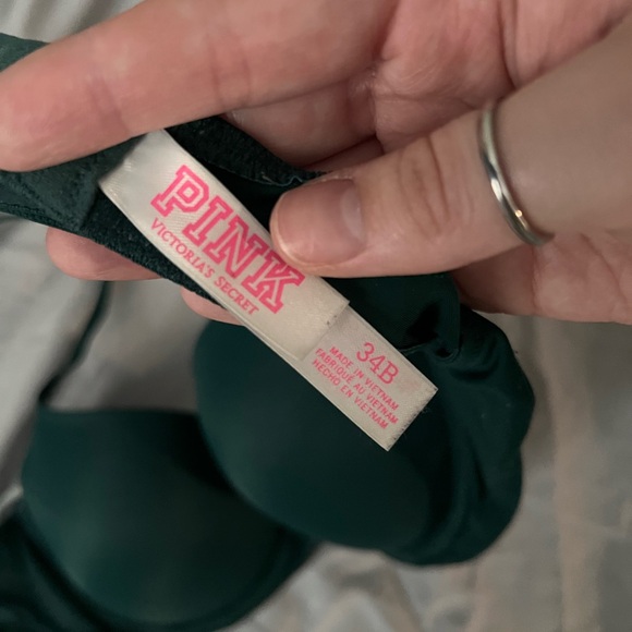 Pink bra - Picture 3 of 4